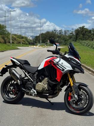 DUCATI MULTISTRADA 1200 V4 S 